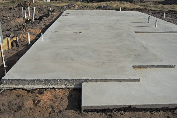 Best Concrete Pool Decks in Lamont, CA